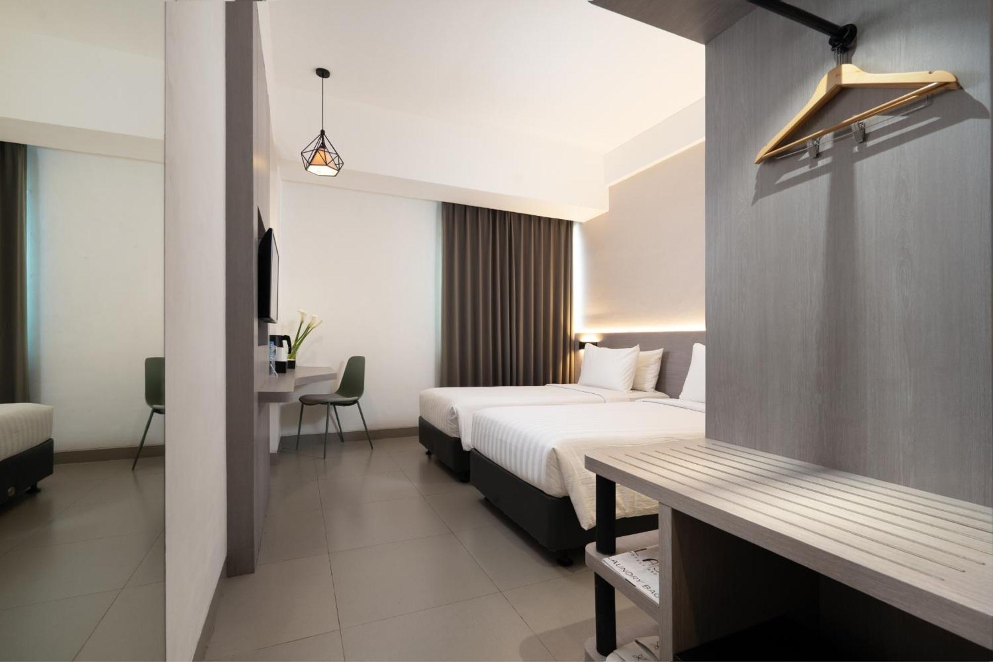 Laska Hotel Subang Exterior photo